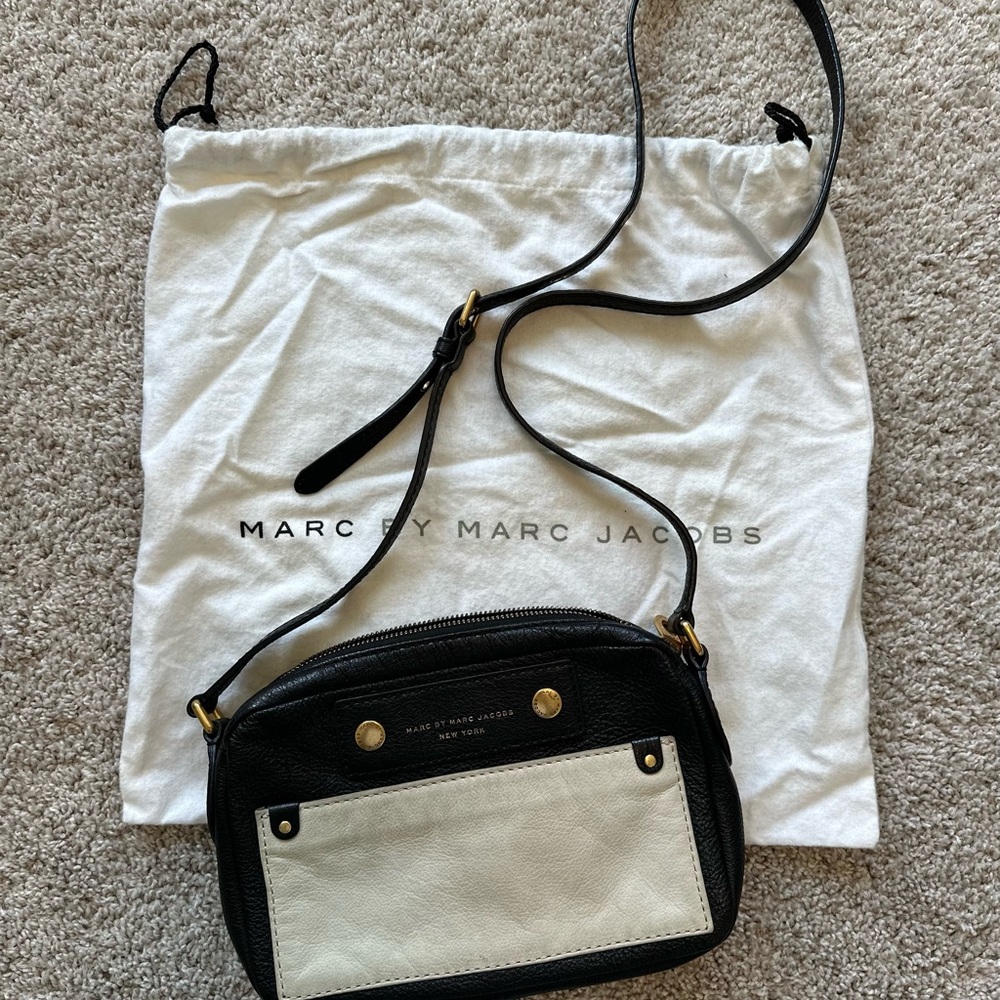 Marc By Marc Jacobs Navy and Cream Crossbody Bag with Structured Design